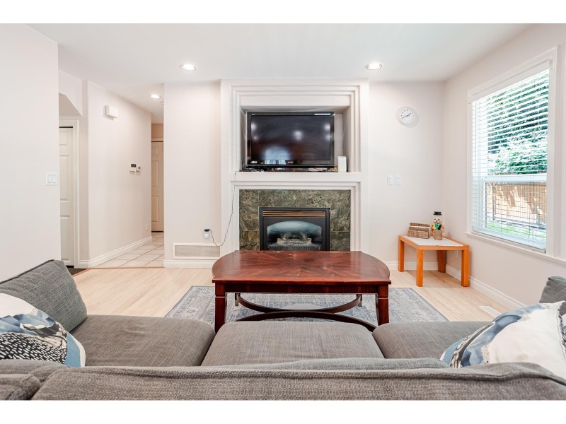 250707161250_surrey family room.jpg